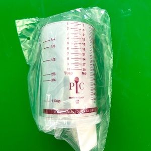 Pampered Chef mini measure-all cup